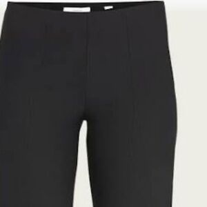 Vince stitch front classic cigarette pant in perfect condition!